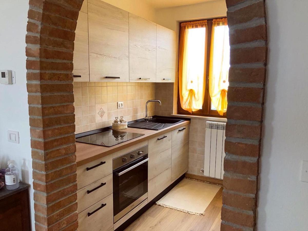 A Casa Di Matisse - Appartamento Vacanze Urbino Buitenkant foto