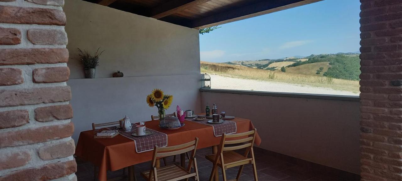 A Casa Di Matisse - Appartamento Vacanze Urbino Buitenkant foto