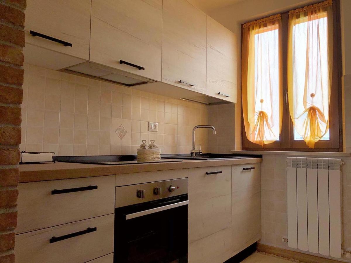 A Casa Di Matisse - Appartamento Vacanze Urbino Buitenkant foto